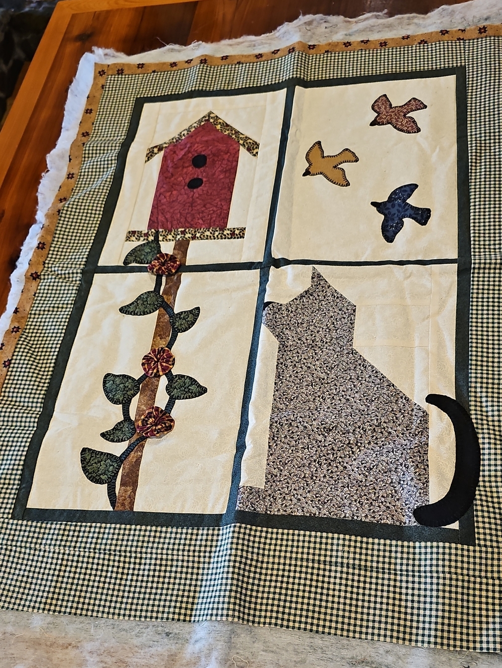 Crafting Quilt Piece - Green & Cream